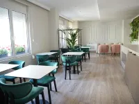 Aquila "D" Hotel Ξενοδοχεία στην πόλη Durres