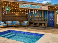 Fair Winds: Tropical Beach House, Stunning Ocean View, Pool, Steps to the Beach! ファーマーズ・ヒルのホテル