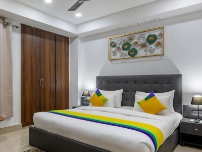 Hotel Fortune Home Noida