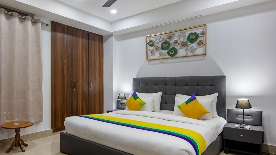 Hotel Fortune Home Noida