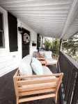 2 BATHROOM Executive Cottage with Office