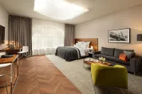 City Park Hotel & Residence