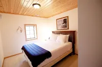 5Br Lakefront Home on Lake Louisa: Sauna, Screen Porch, Patio, Fireplace - バスタブ