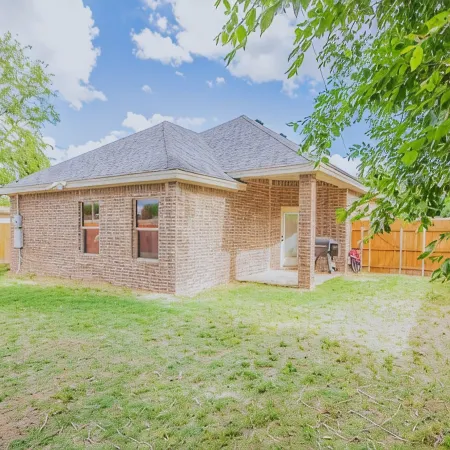 Spacious 3-bedroom house in Central Lubbock