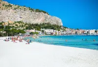 Love Mondello