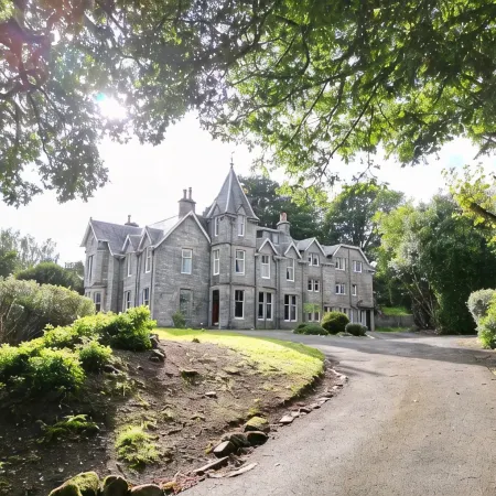 Wellwood Manor
