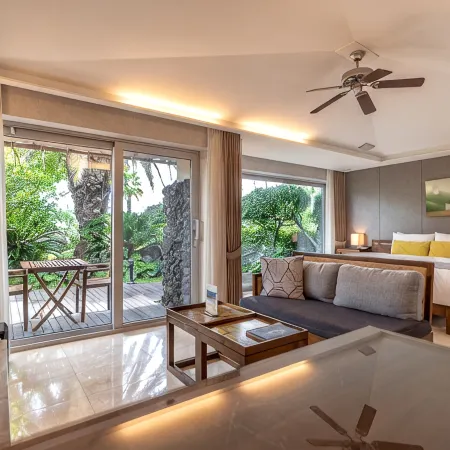 The Seaes Hotel & Resort