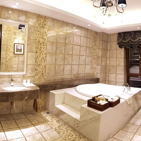 Aiju Boutique Hotel (Dashiqiao Railway Station)