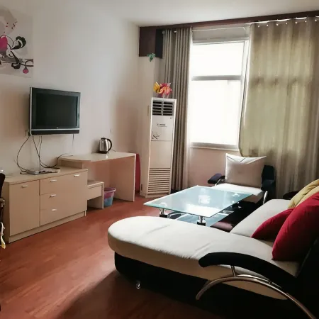 Luoshan Jingyuan Express Hotel