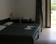 Enorme Epavli Urban Living