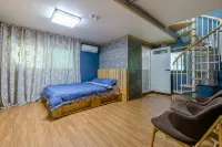 Marine Pension Paju - Pools
