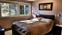 Manzanita Beach House, 3-Bedrooms, One Block to Beach, Dog Friendly, Sleeps 6+ - Wifi