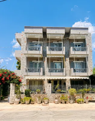 Aloe Luxury Apartments โรงแรมใน