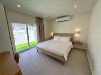 New Oceanfront Apartment Mangel Halto — Laguna Vista - 3-Star