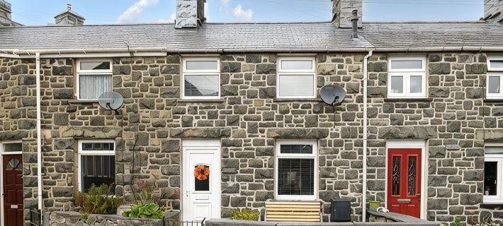 Cosy cottage for two, dog friendly with log burner Hotels in Dolgellau