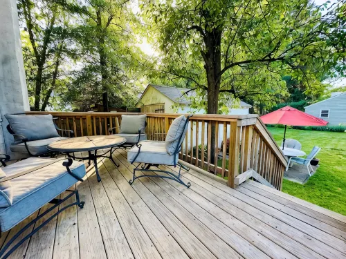 Princeton Haven w/ Private Deck, Lush Backyard & Walk to Downtown Princeton! - 4 tähden