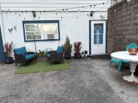 Lovely Cozy 2 Bedroom Apartment
