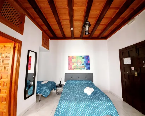 Arc House Córdoba Only Adults Hotels near Templo Romano