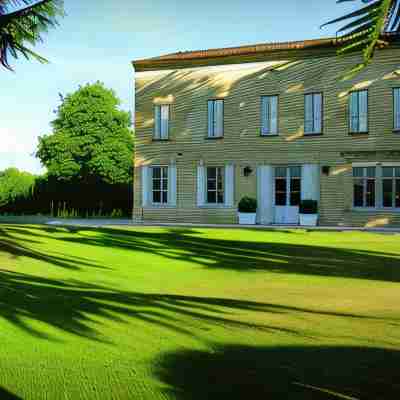 Château Bonalgue - Pomerol Hotel Exterior