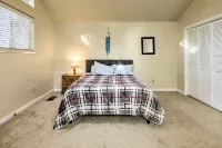 Charming Murphys Retreat: Luxury, Nature, and Wine Awaits! 5 mins to Main St!