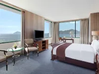 Aryaduta Manado Hotels in Manado