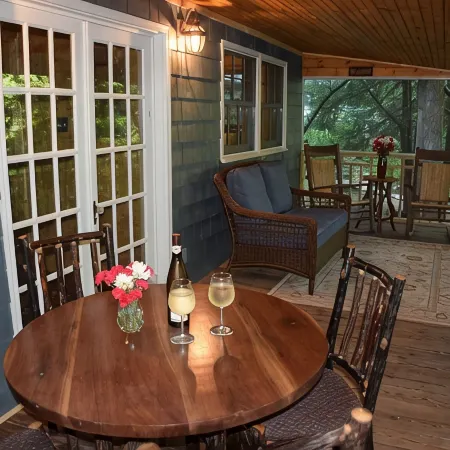 Waterfall Cottage Within Sight & Sound of Cane Creek Falls, 2Br 2BA