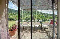 AUBENAS-VALS LES BAINS- VALLON PONT D'ARC BEAUTIFUL NEW CLIAMTIZED VILLA - วิลล่า