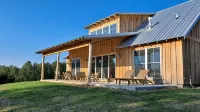 EXTRAORDINARY Home at Sky Hawk Ridge, a 185-acre Refuge next to Buffalo River