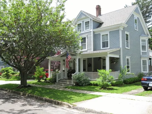 Private & Spacious Five Room Suite..Steps To Bay Beach and walk to Village.