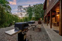 Waterfront On The Mt. Fork River, Fox Island Is Totally Secluded and Private!