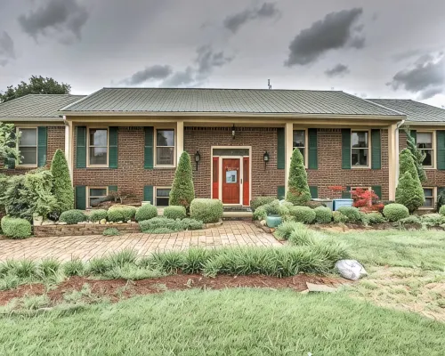 Large & Private Guest House Apt w/ Patio + Views! Hotele w: Boyle County