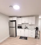 Cozy Suite in Brand New 2024 Home - Apartments