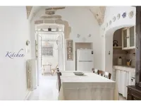 Explore the Historic City on Foot from an Old Town House - บังกะโล
