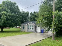 Cozy cottage home 2 bedroom 1 bath