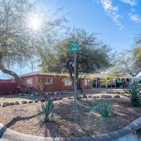 Under the Mesquites - in the Heart of Casa Grande