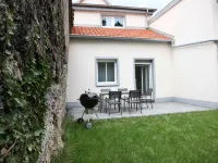 House in Memmingen Altstadt in the Allgäu, terrace, garden, train station, airport Hotels in Memmingen