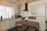Charming 2 Bedroom Character Cottage - 3-Star