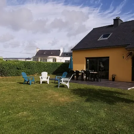 TY Caromel Maison de Bord de mer Avec Jardin Clos Pour 4 à 10 Personnes Отели в г. Кледе