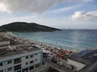 Loft - Seaside, with Pool, Wi-Fi and Garage - 公寓