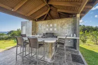 Beachfront Luxury Villa: 3BR, 3.5BA,Gazebo,Pool, Secluded Beach, Gated Community