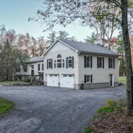 Mountain retreat in heart of the Catskills