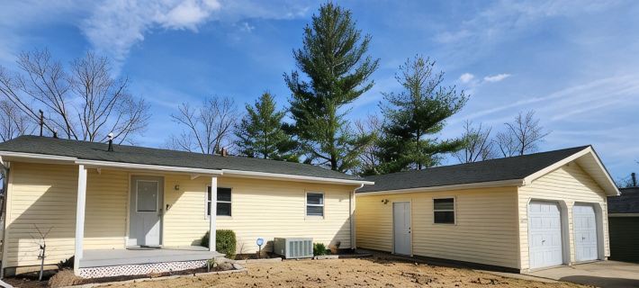 Lake Front, Family fun- Sleeps 8, Newly modern remodeled 3bed/2bath private dock Hotels in Williamson County