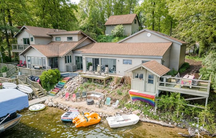 Heated Indoor Pool & Court on Crooked Lake