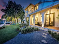 Waterfront Heated Saltwater Pool & Kayaks - 4-Star