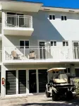 Relax, Enjoy & Experience A Tropical Escape in Key Largo. Sea breeze & Sunshine - บังกะโล