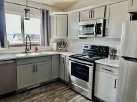 Luxury Stay w/Coffee Bar & Movie Room, 2 King Suites, Firepit — Black Hills View