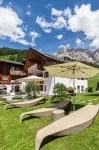 Villa Flora Mountain Lodges