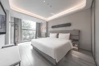 Haohe Scenic Area TV Tower Atour Hotel - Esports