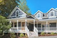 Walk to Shops & Lake/Hiking, EV Charger, Fire Pit! - 4 stjerner
