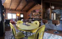 Unique private Forest  mountain Getaway